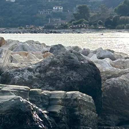 Dom wakacyjny Gli Scogli A Due Passi *